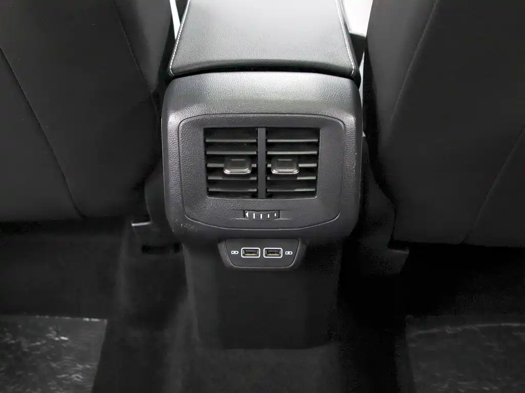 Volkswagen Tacqua 2022 — фото 16