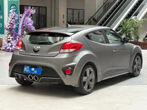 Hyundai Veloster 2015