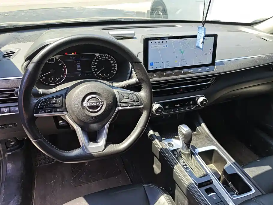 Nissan Teana 2023 — фото 12