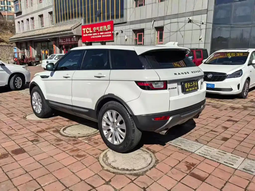 Land Rover Evoque 2018 — фото 5