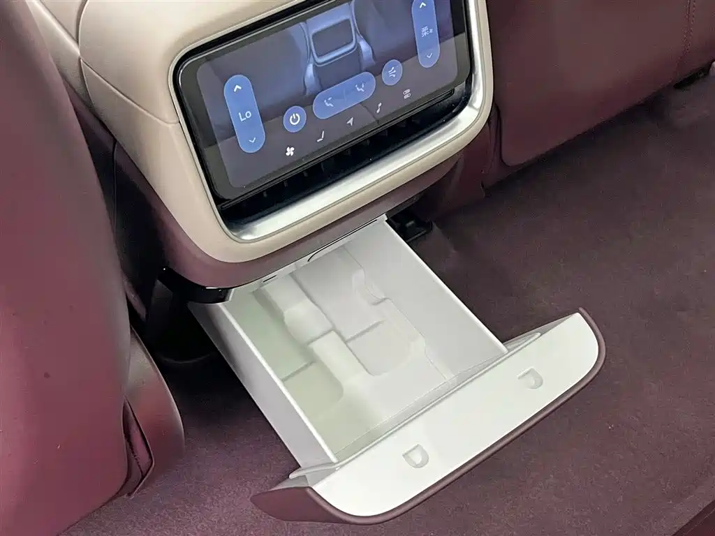 Xiaomi YU7 2025 — фото 21