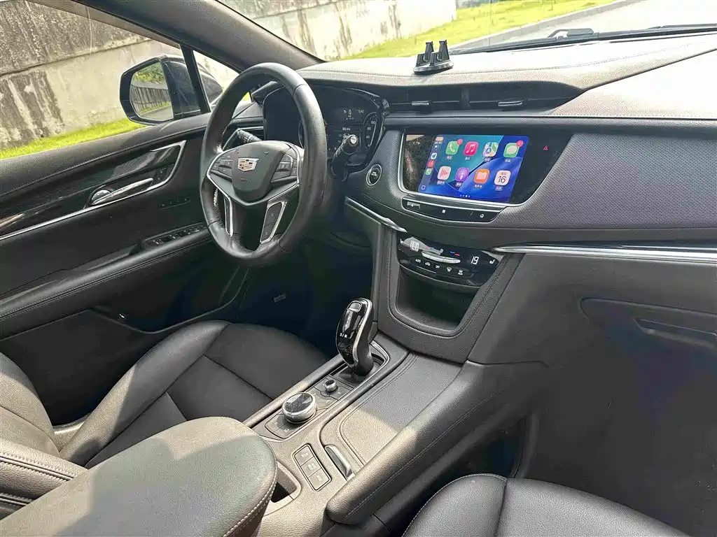 Cadillac XT5 2020 — фото 21