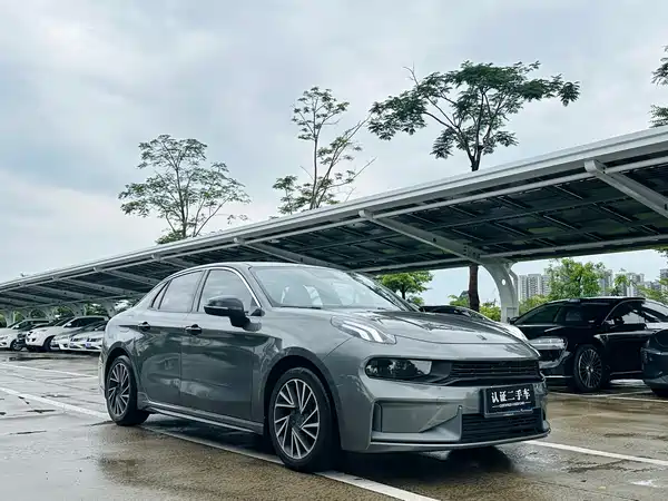 Lynk & Co 03 2021