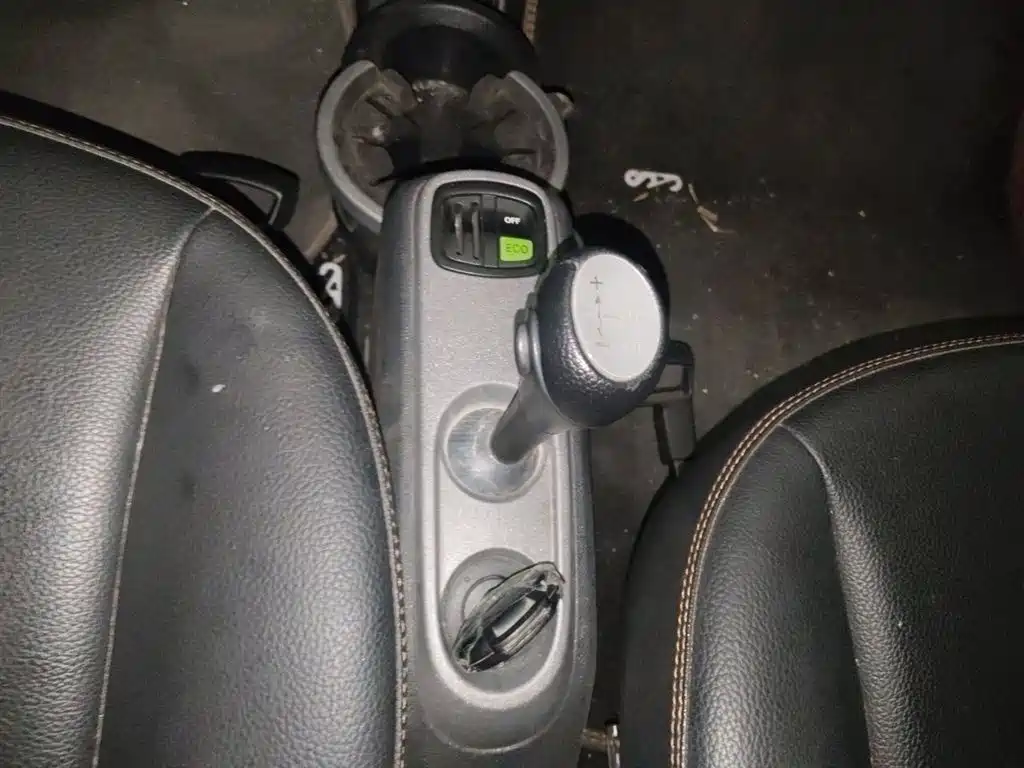 smart Fortwo 2015 — фото 10