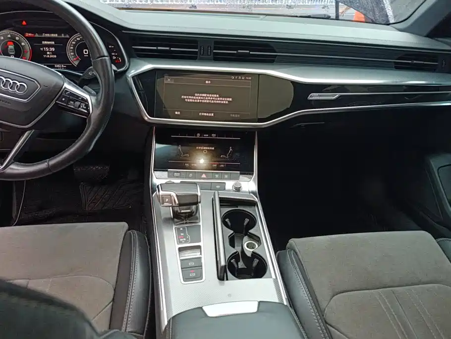 Audi A6L 2022 — фото 13