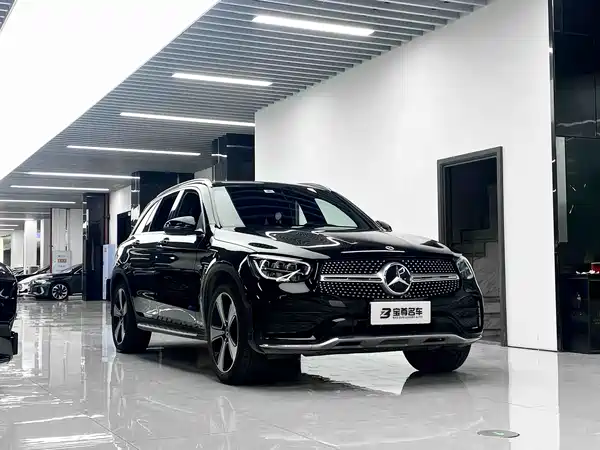 Mercedes-Benz GLC 2023