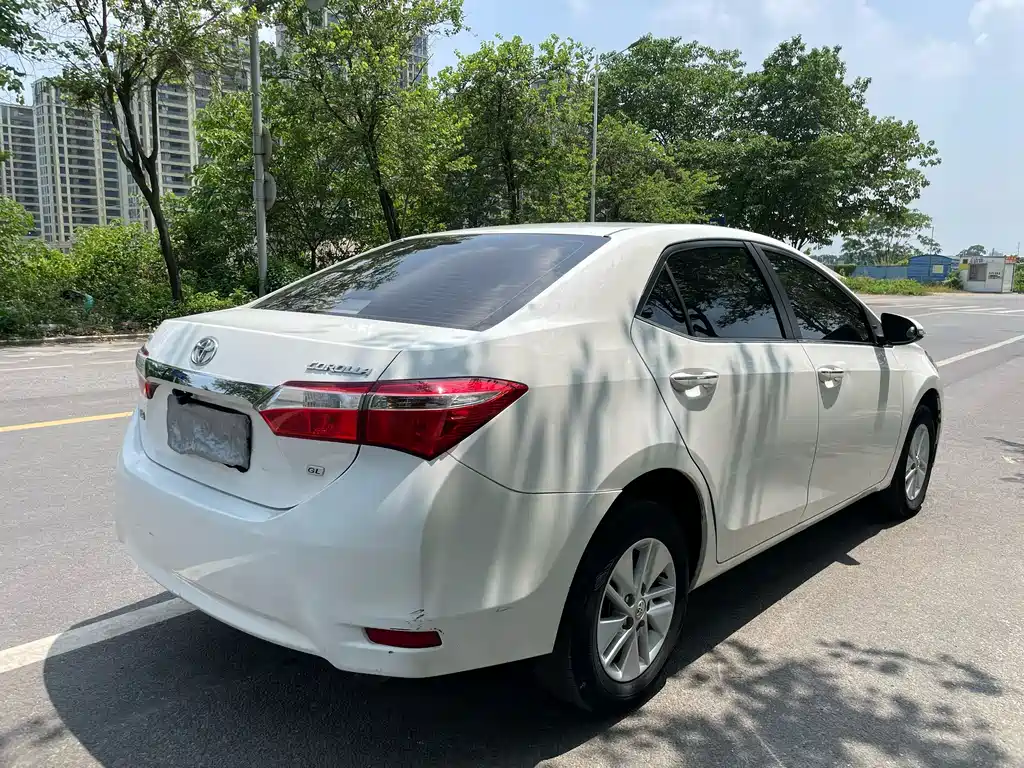 Toyota Corolla 2017 — фото 4