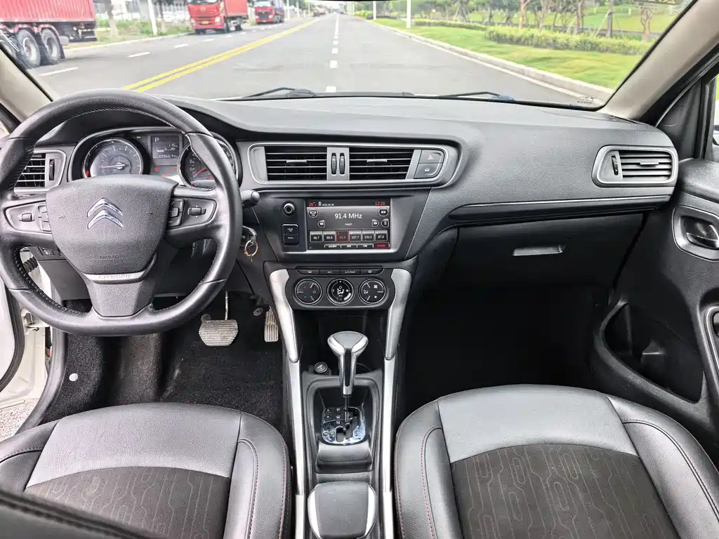 Citroen C3-XR 2017 — фото 10