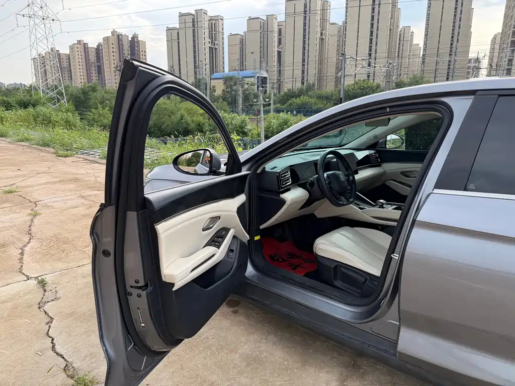 BYD Qin L 2024 — фото 5