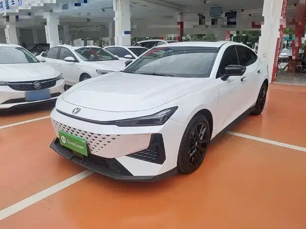 Changan UNI-V 2024