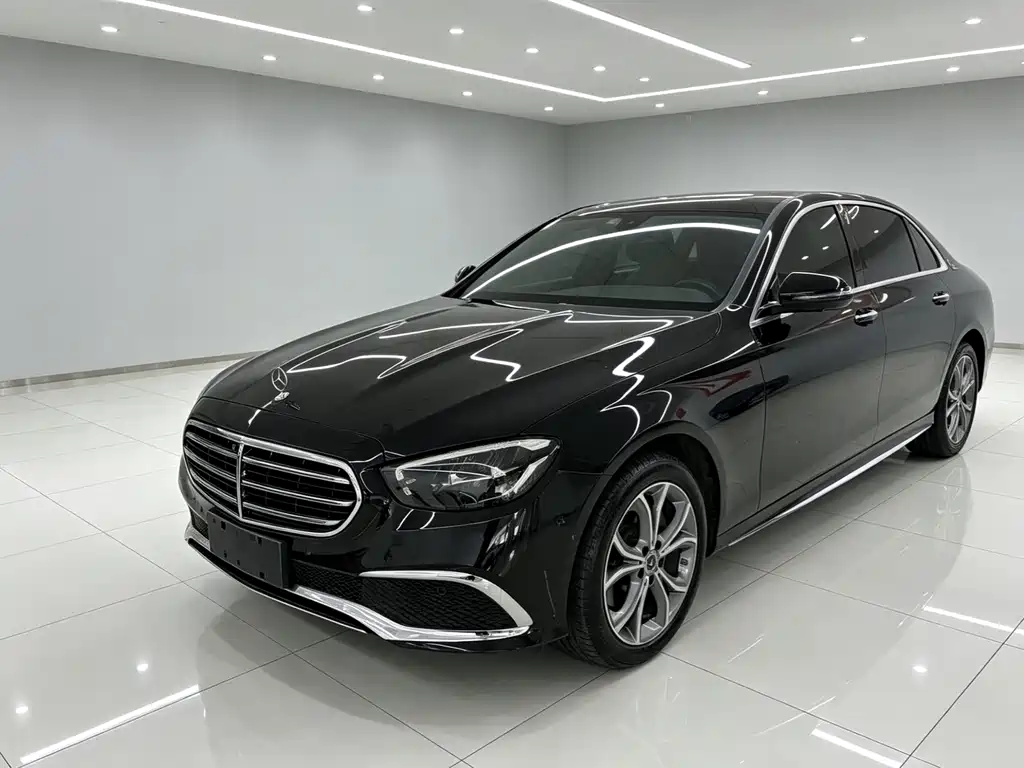 Mercedes-Benz E-Class 2021 — фото 10
