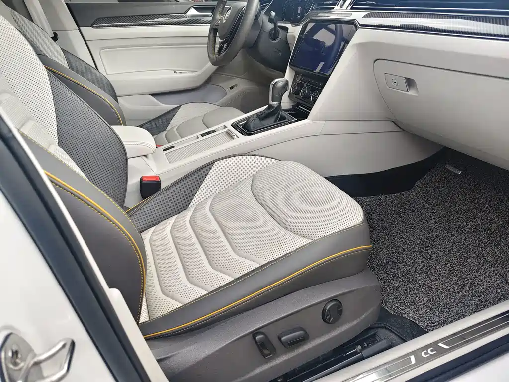 Volkswagen CC 2018 — фото 10