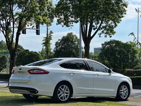Ford Mondeo 2016