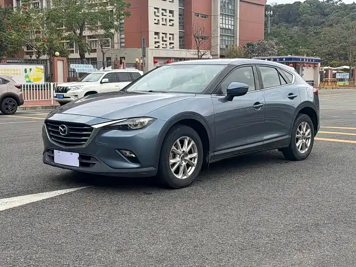 Mazda CX-4 2016 — фото 1