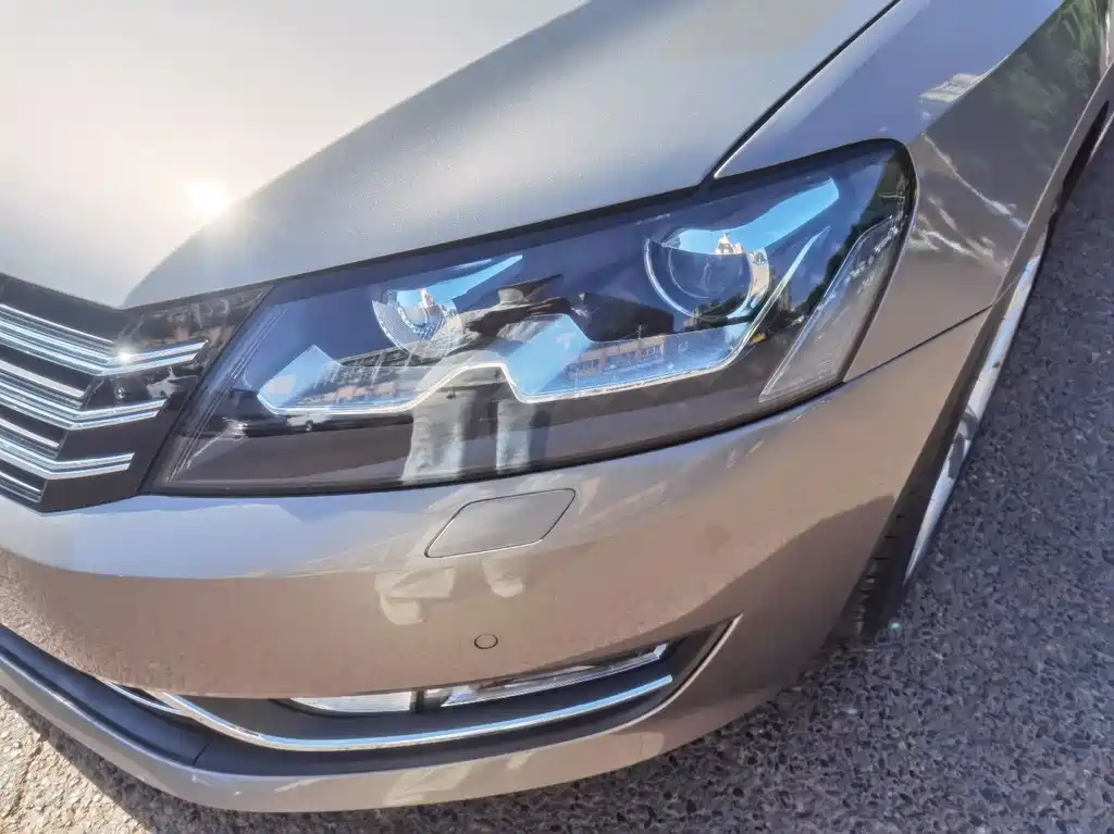 Volkswagen Passat 2015 — фото 10