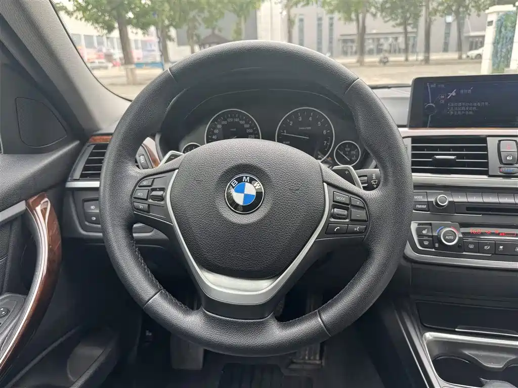 BMW 3 Series 2013 — фото 13