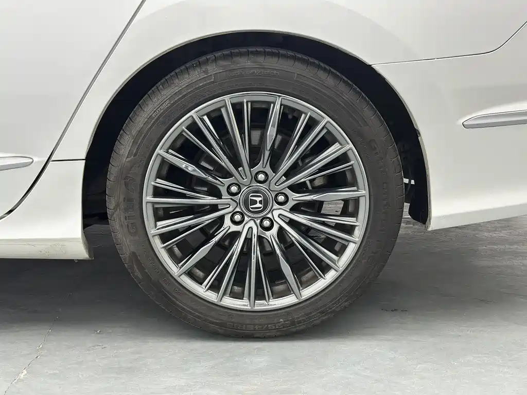 Honda Spirior 2018 — фото 19