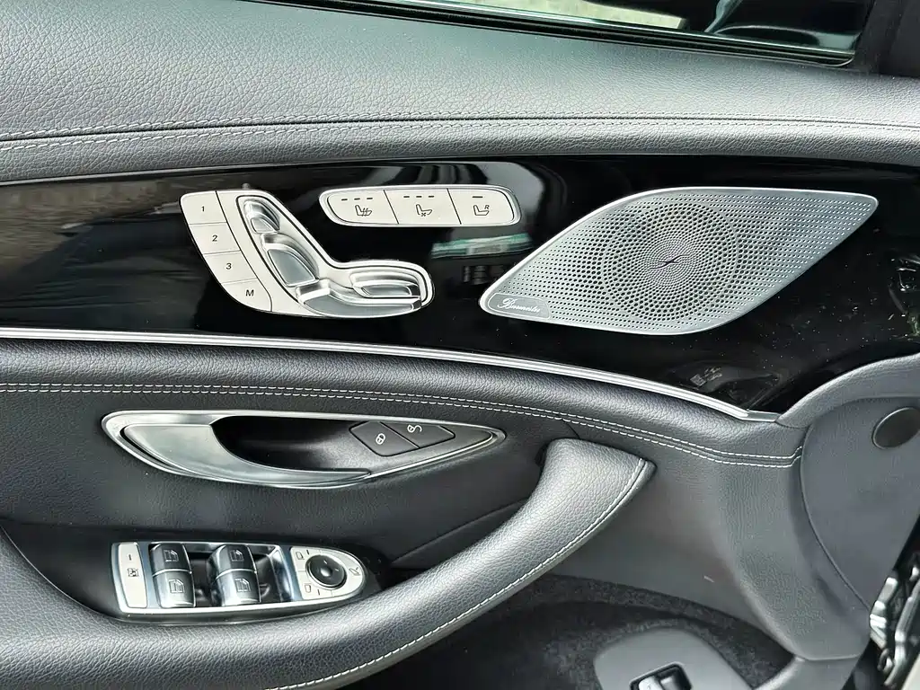 Mercedes-Benz AMG GT 2021 — фото 11
