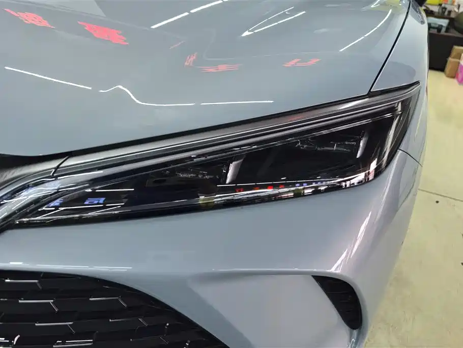 BYD L DM-i 2025 — фото 5