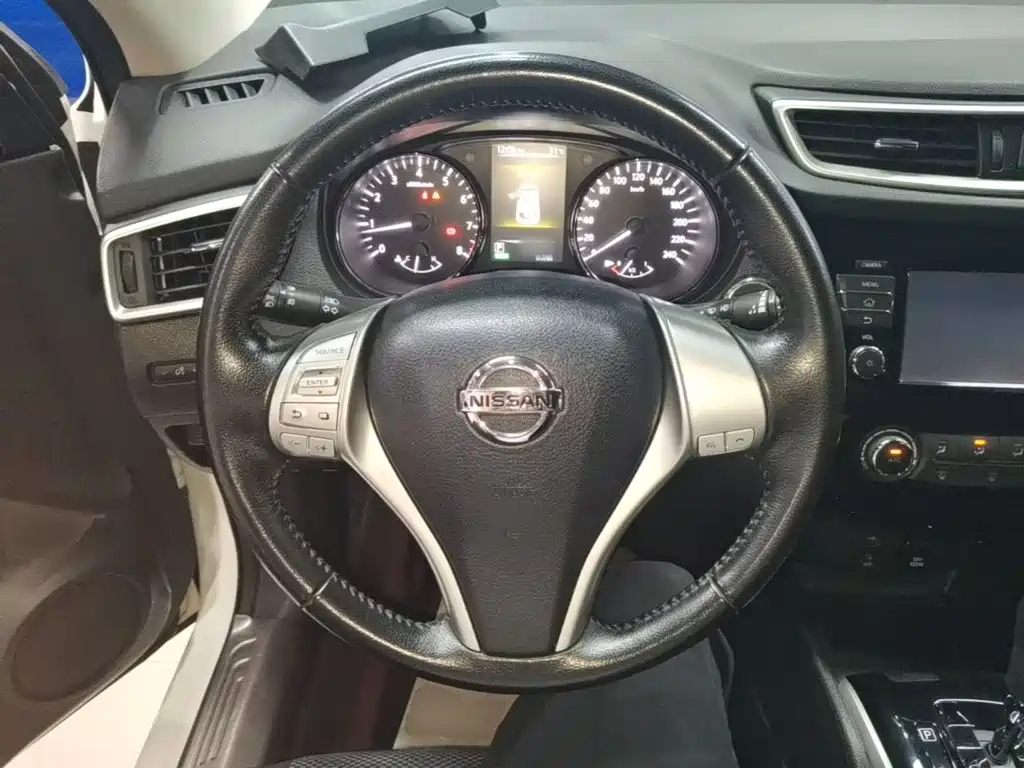 Nissan Qashqai 2018 — фото 11