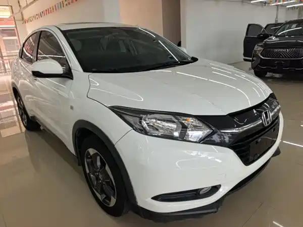 Honda Vezel 2016