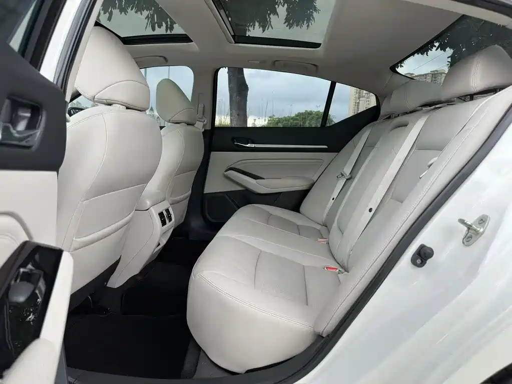Nissan Teana 2021