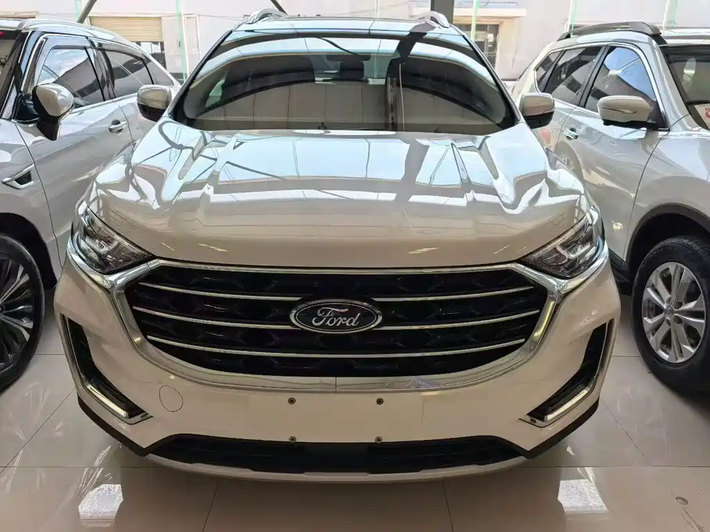 Ford Edge 2022 — фото 2