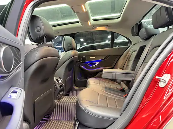 Mercedes-Benz C-Class 2020