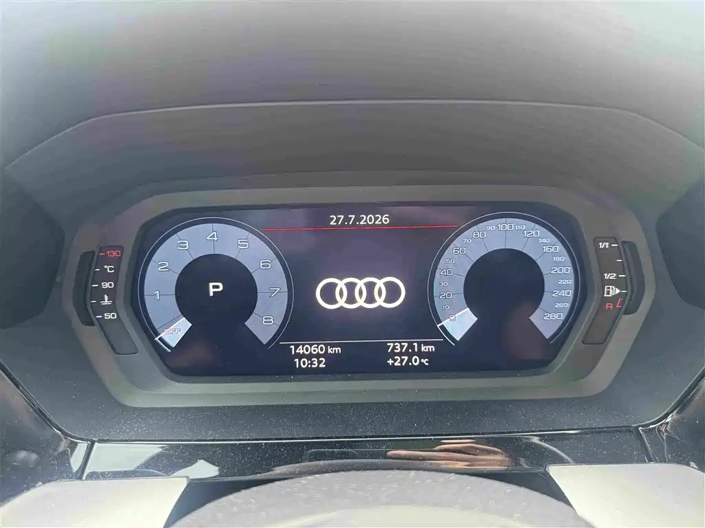 Audi A3 2023 — фото 10