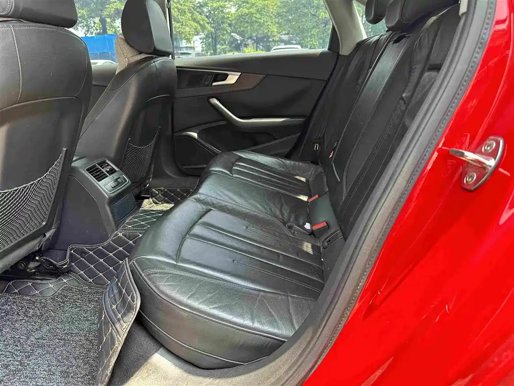 Audi A4L 2017