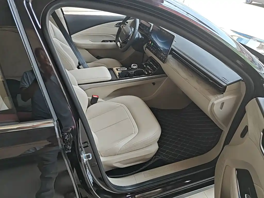 Wuling Starlight 2023 — фото 25