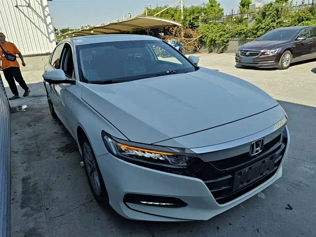 Honda Accord 2020 — фото 4
