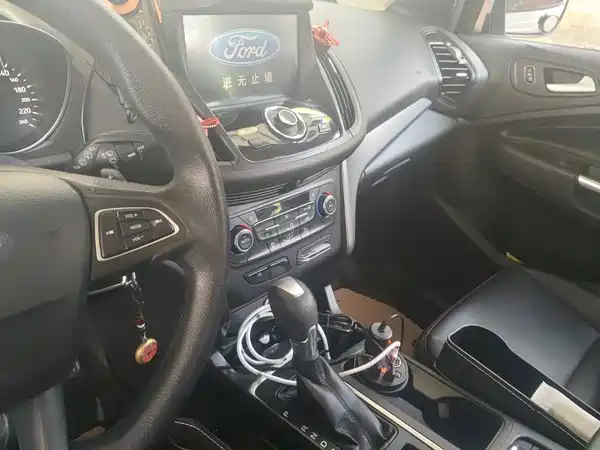 Ford Kuga 2017