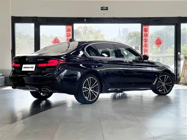 BMW 5 Series 2023