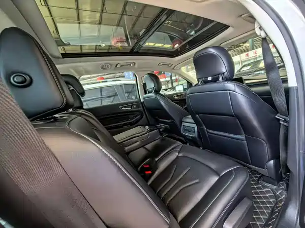 Ford Edge 2022