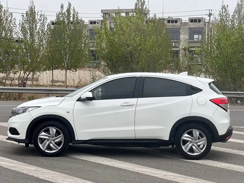 Honda Vezel 2021 — фото 21