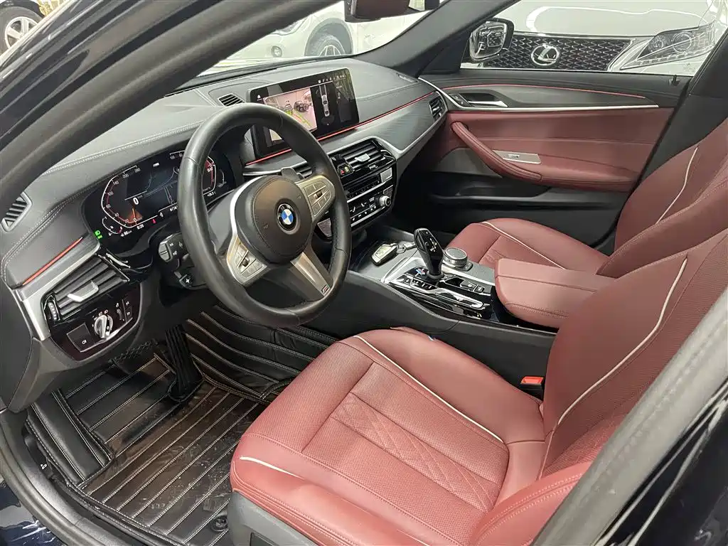 BMW 5 Series 2023 — фото 15