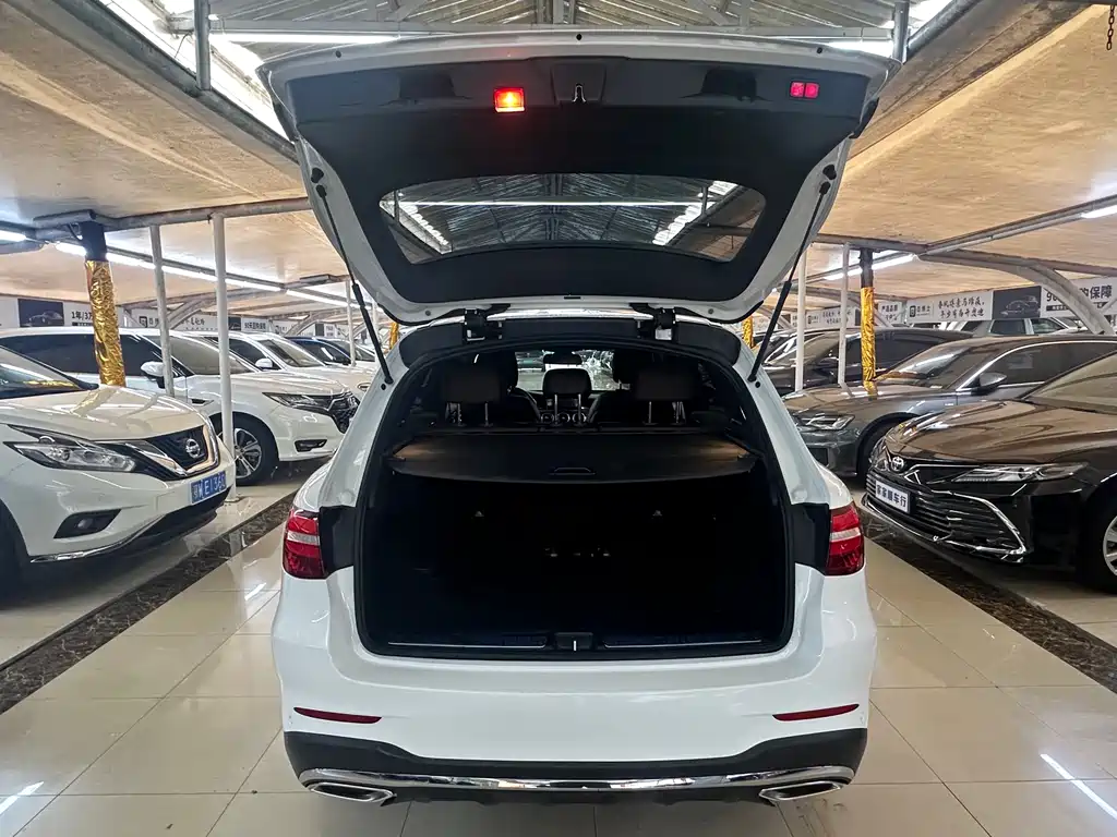 Mercedes-Benz GLC 2019 — фото 15