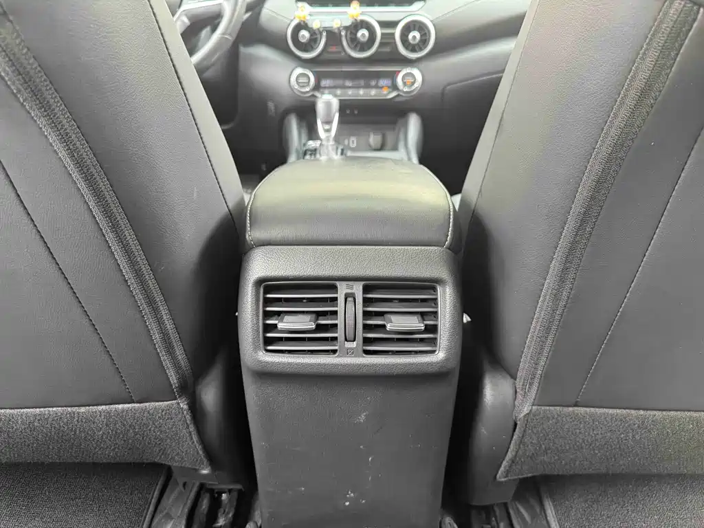 Nissan Sylphy 2022 — фото 20