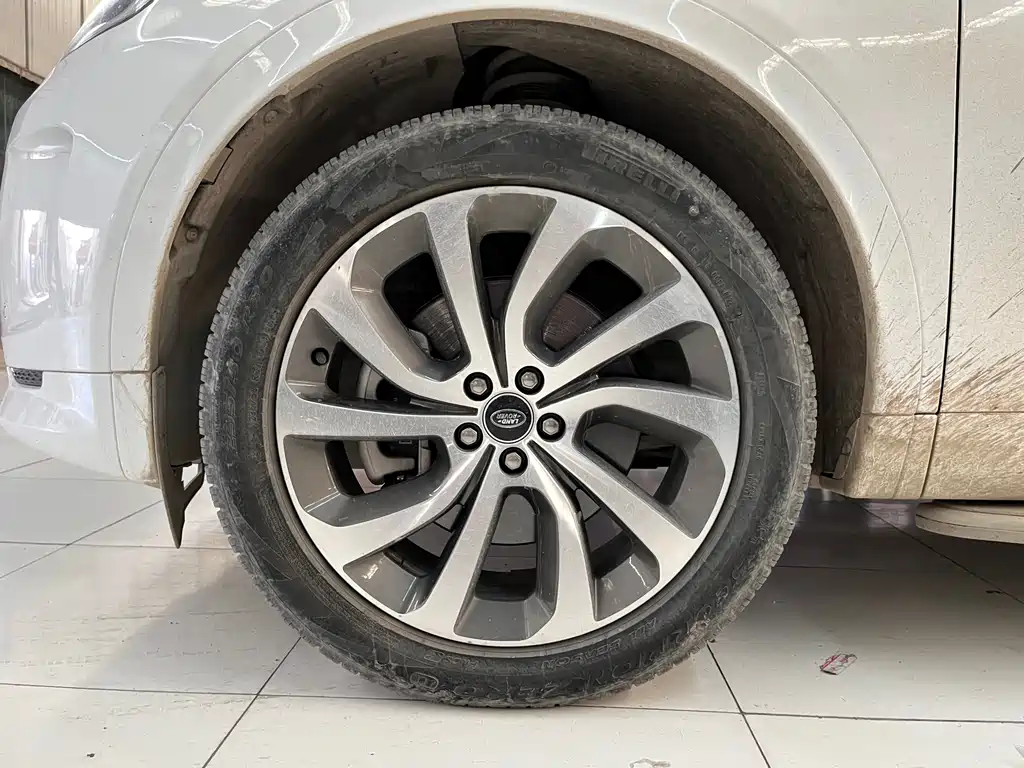 Land Rover Discovery Sport 2022 — фото 14