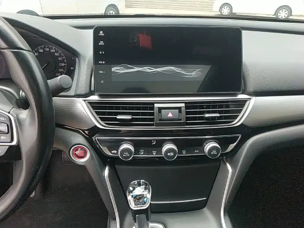 Honda Inspire 2022 — фото 13