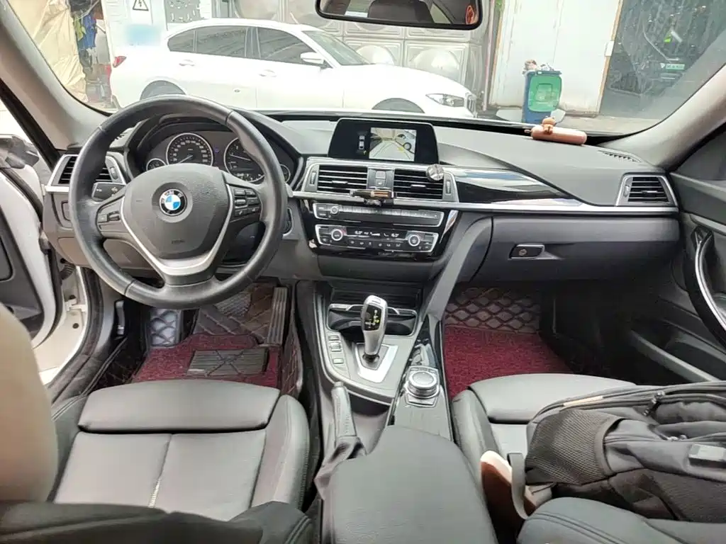 BMW 3 Series GT 2019 — фото 10