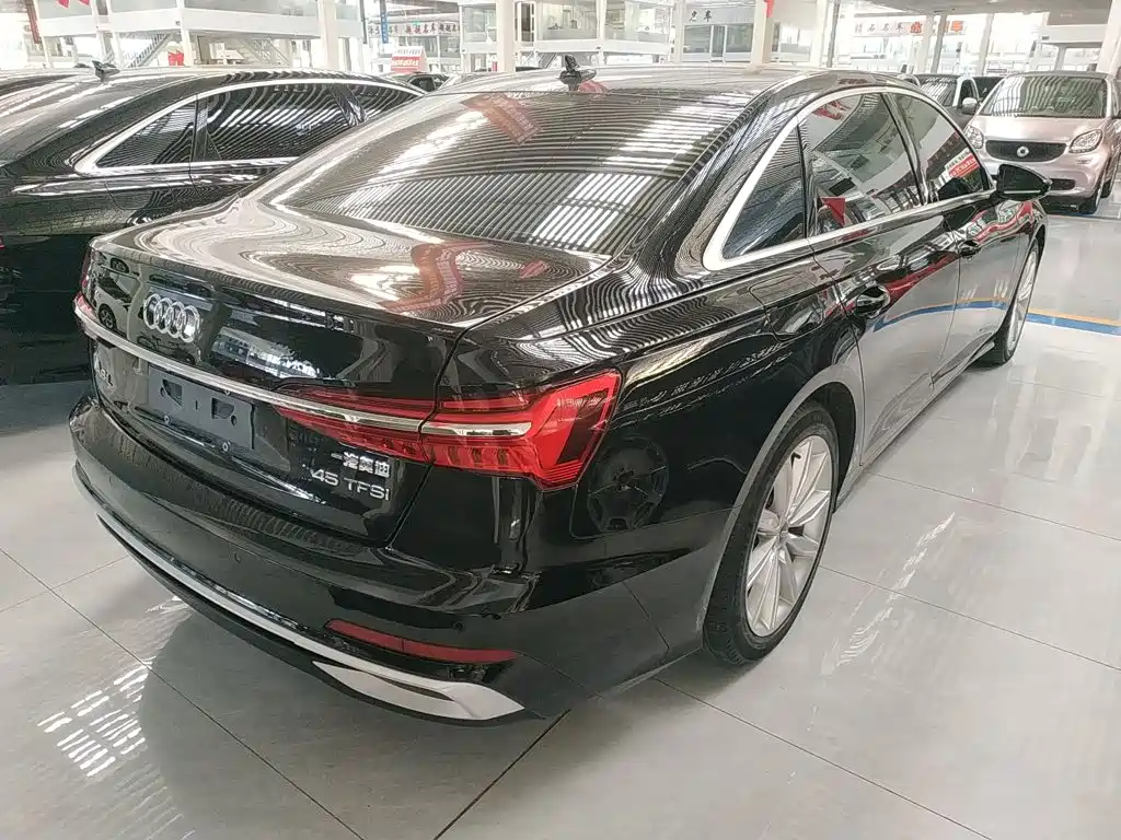 Audi A6L 2021