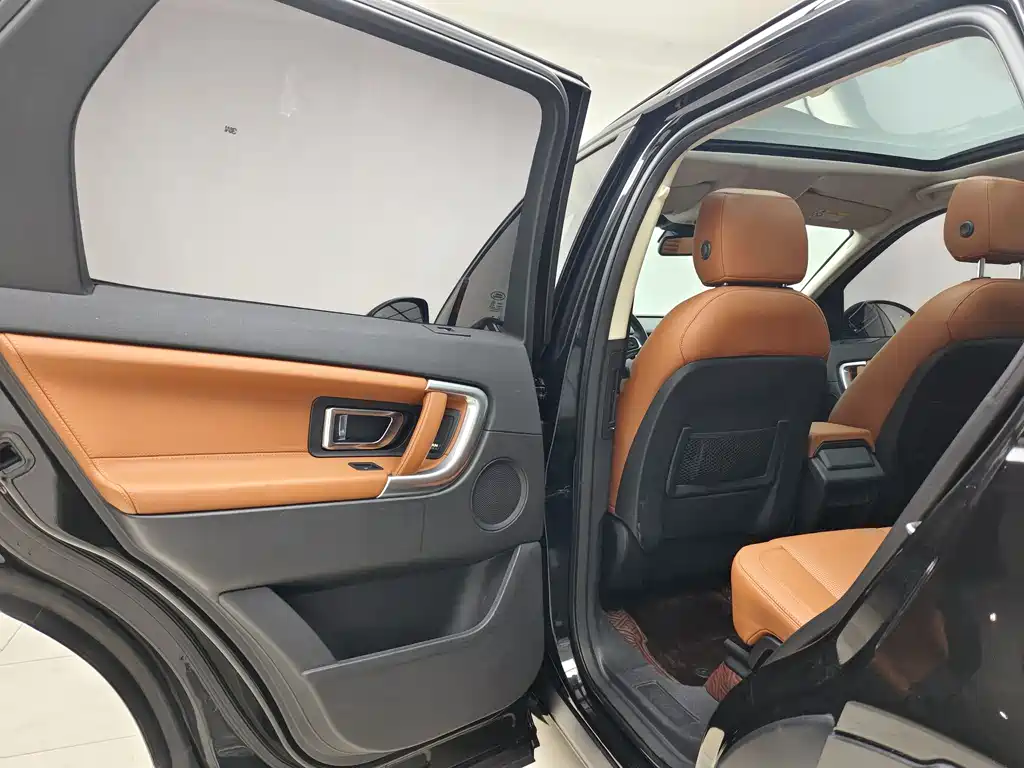 Land Rover Discovery Sport 2015 — фото 6