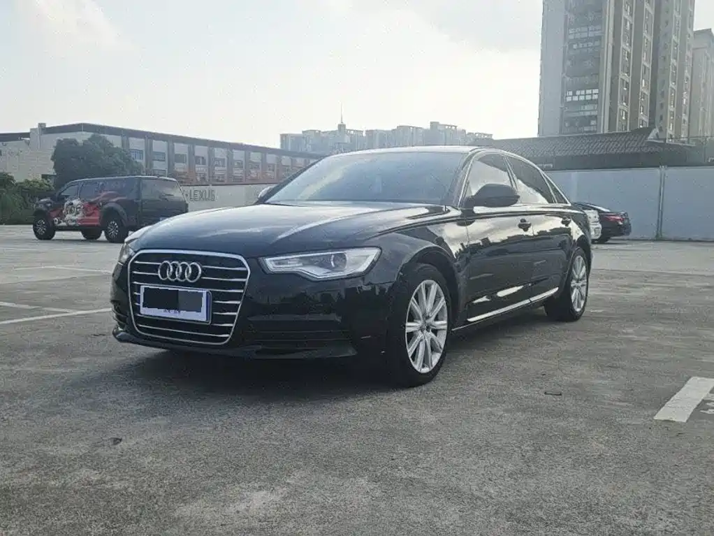 Audi A6L 2014 — фото 1