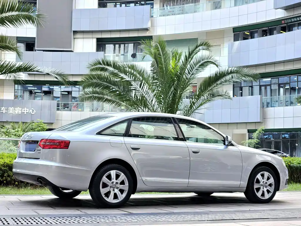 Audi A6L 2012 — фото 3