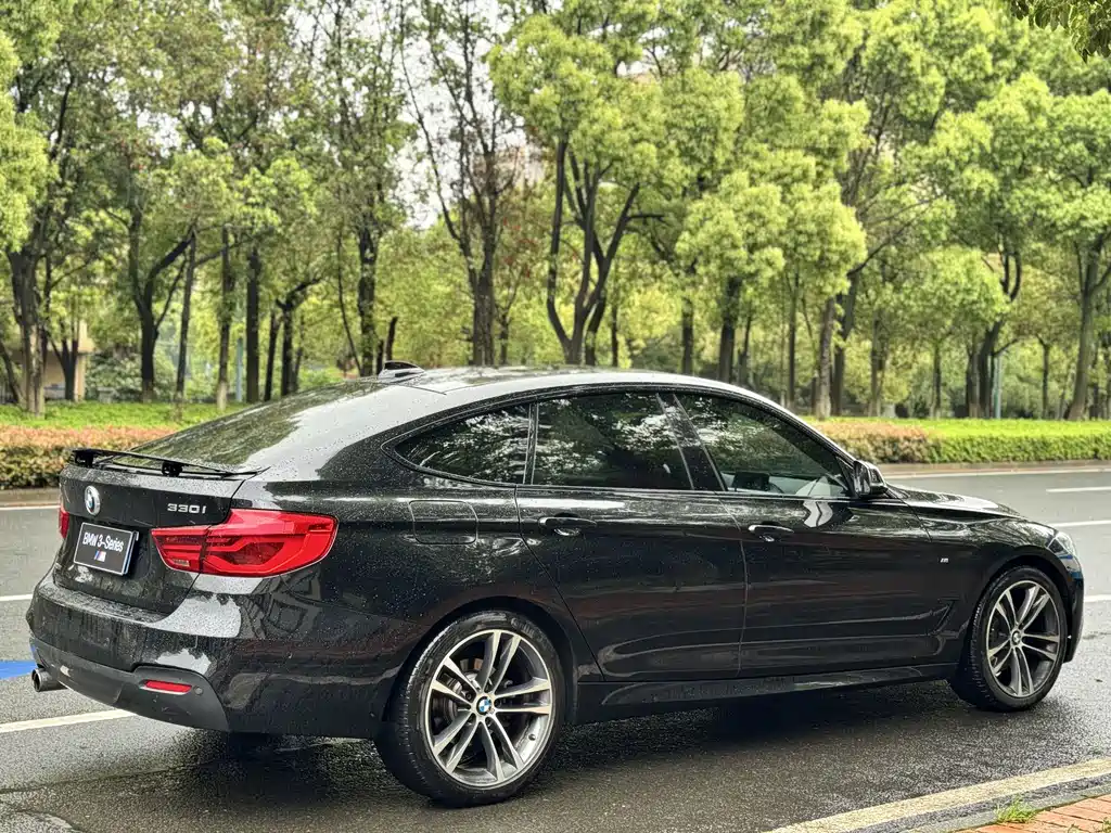 BMW 3 Series GT 2018 — фото 7
