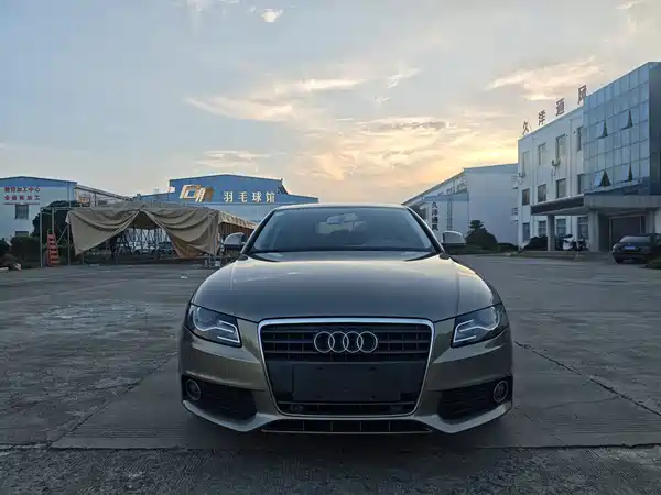 Audi A4L 2012