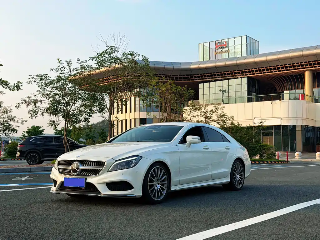 Mercedes-Benz CLS 2017 — фото 1