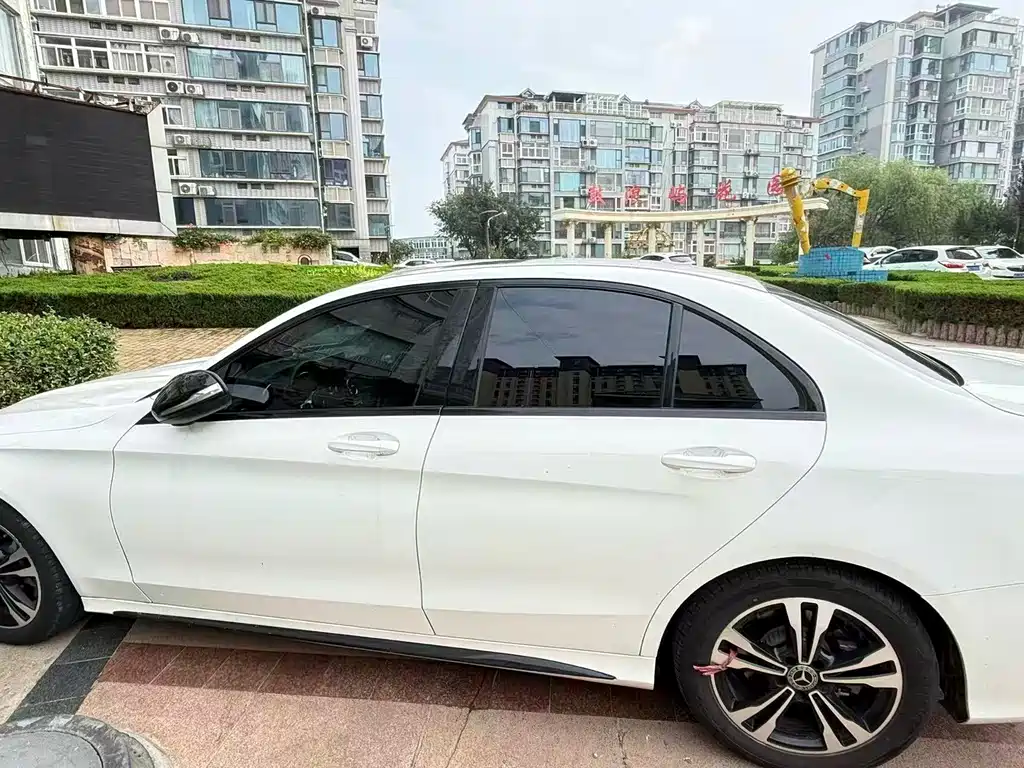 Mercedes-Benz C-Class 2019